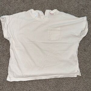 🏷️ 5 for $25 🏷️ Zara t shirt, size 2-3